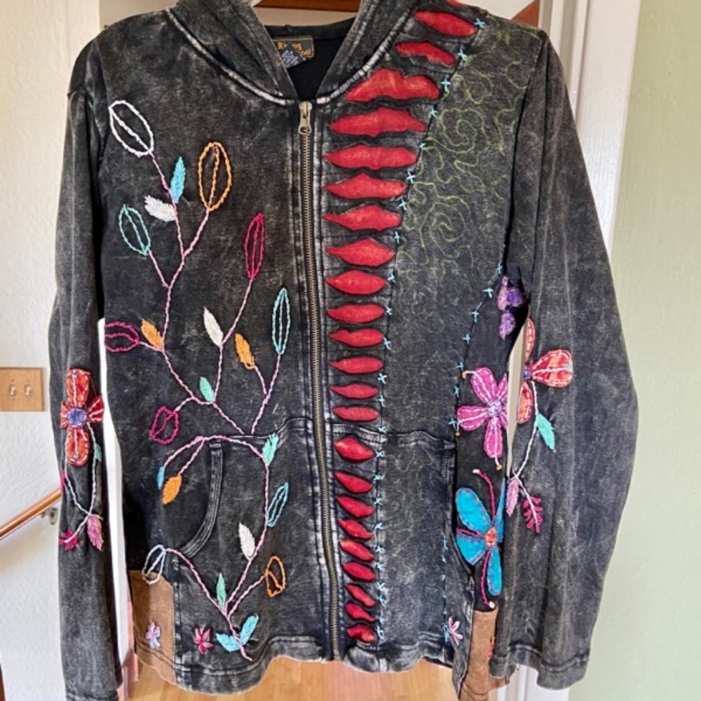 🌺Boho Embroidered Zip-Up🌺